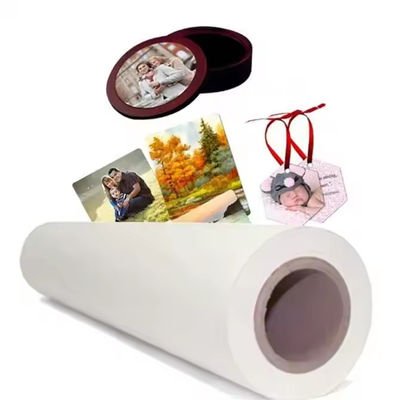 95GSM 51 Inch * 100m Sublimasyon Isı Transferi Kağıt Ruloları Polyester Spor Giysileri İçin